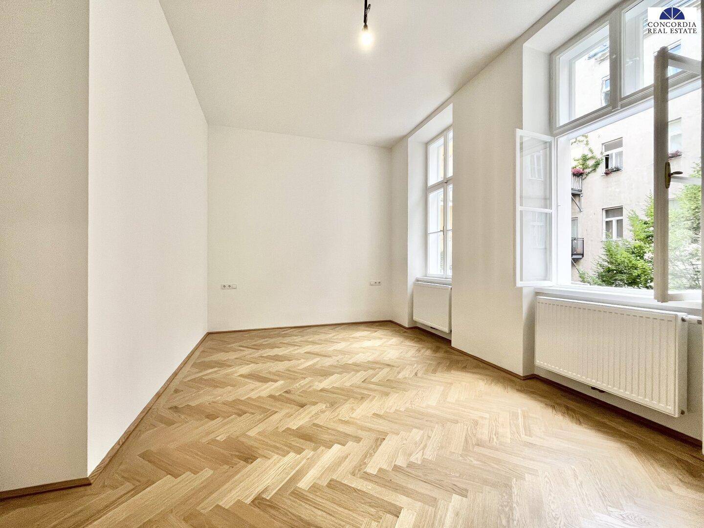 Zimmer hofseitig