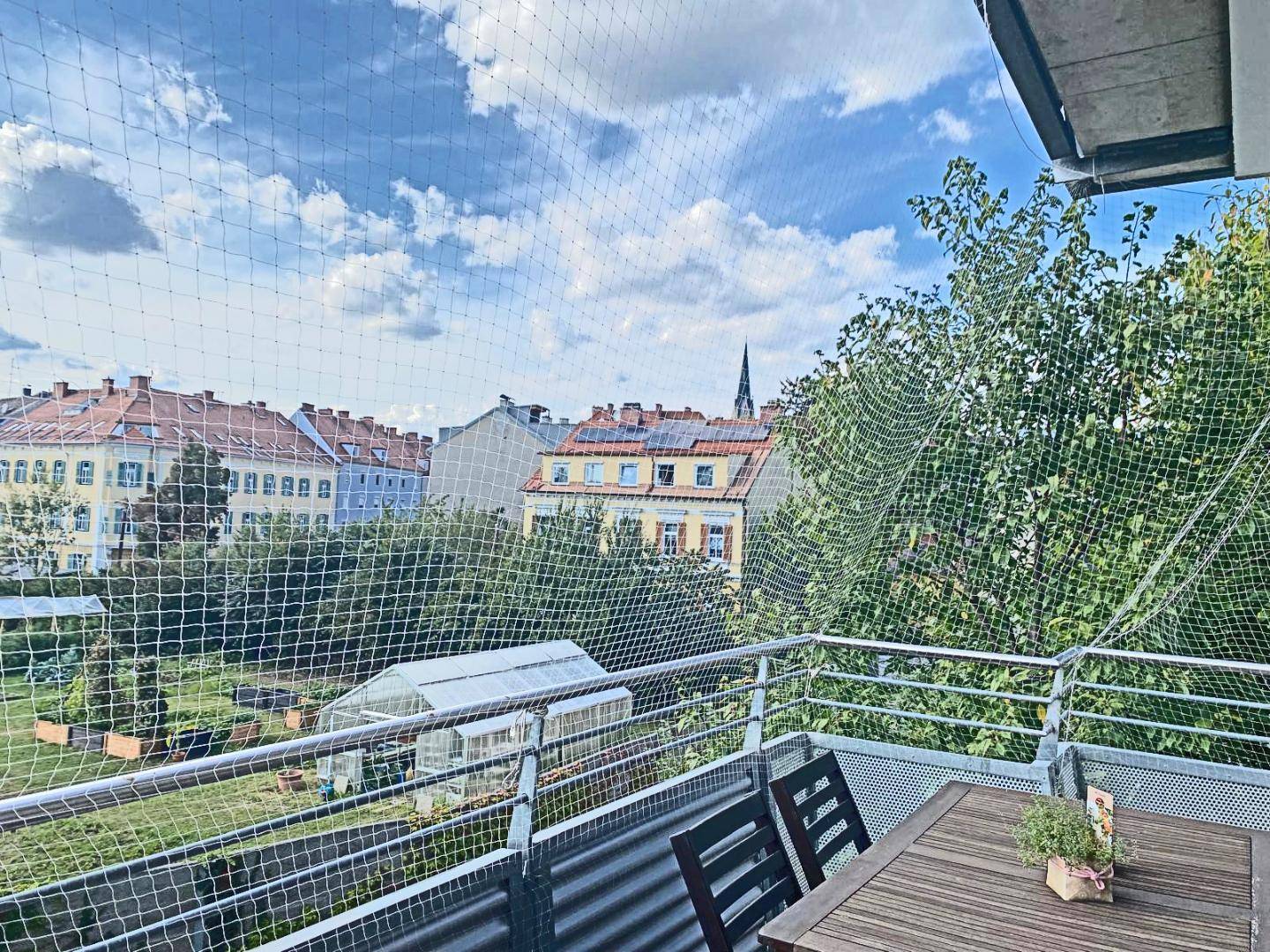 Großer Balkon