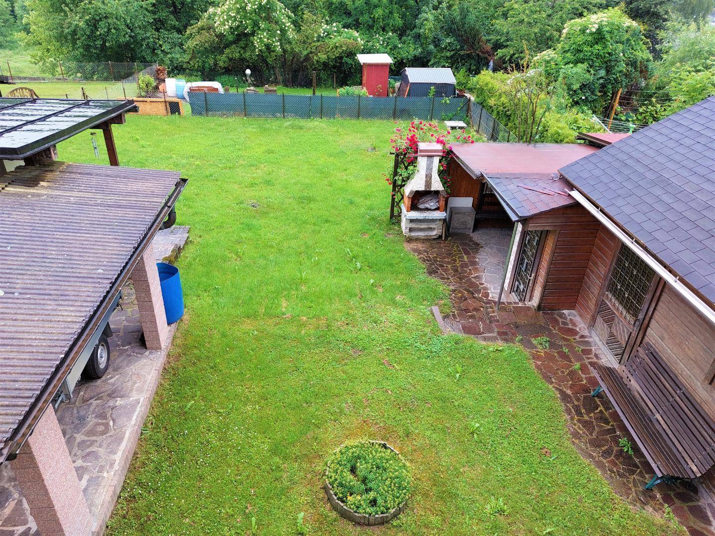 Ausblick OG in den Garten