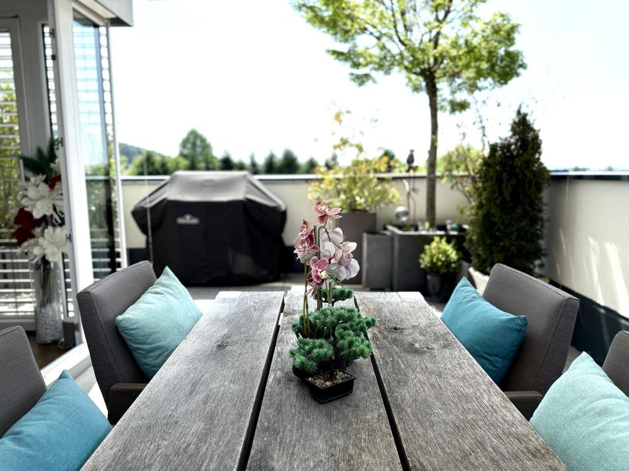 Einladende Stimmung auf der Terrasse
