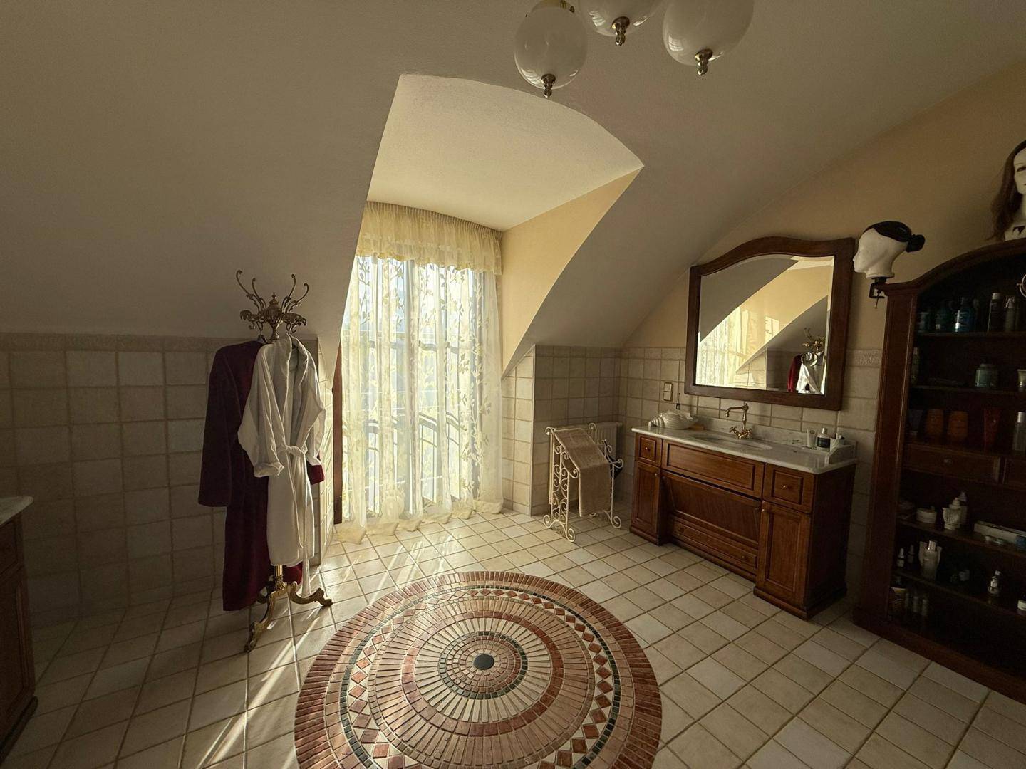 Hauptbadezimmer