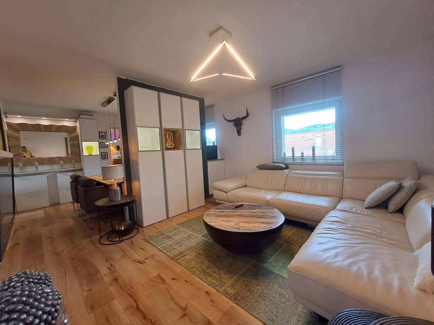 Naturidylle in Ruhelage – liebevoll saniertes Wohnhaus nahe Graz - Ansicht 2