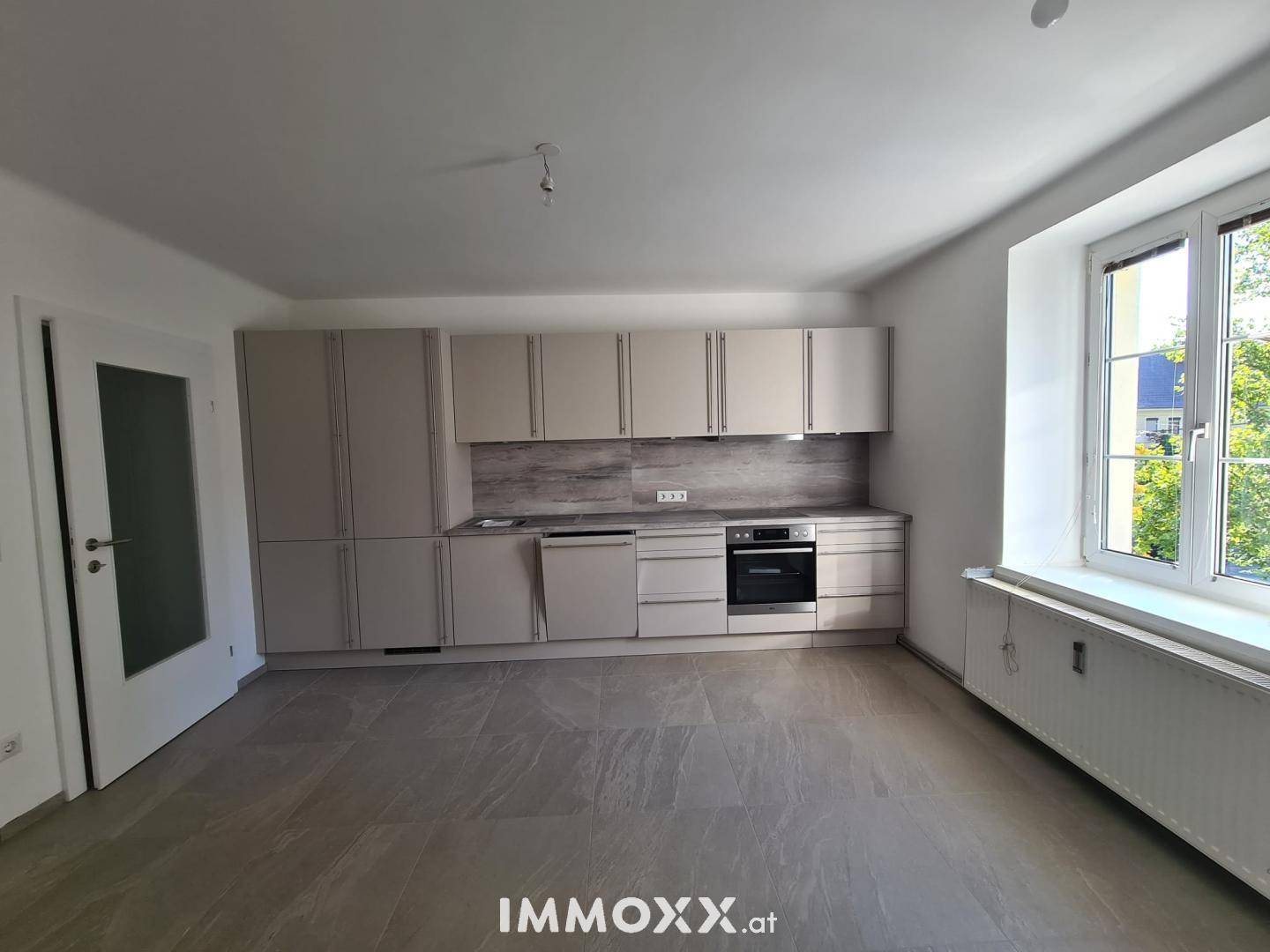 Lichtdurchflutete renovierte Wohnung in Graz/Geidorf zu vermieten - View 3