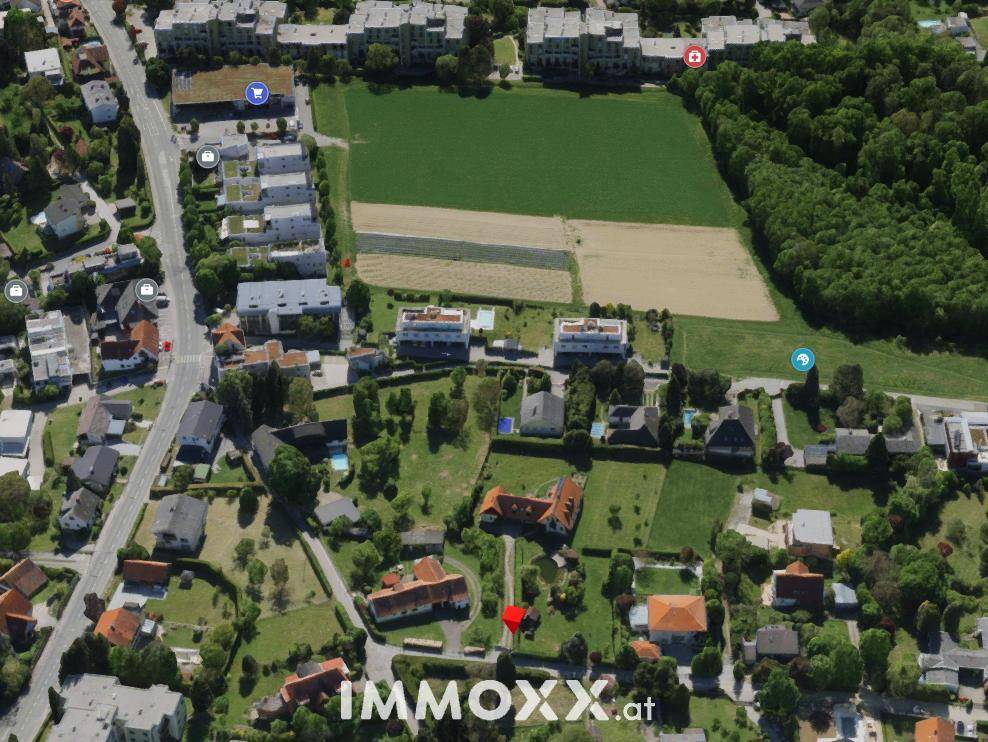 Traumlage mit Blick auf die Stadt