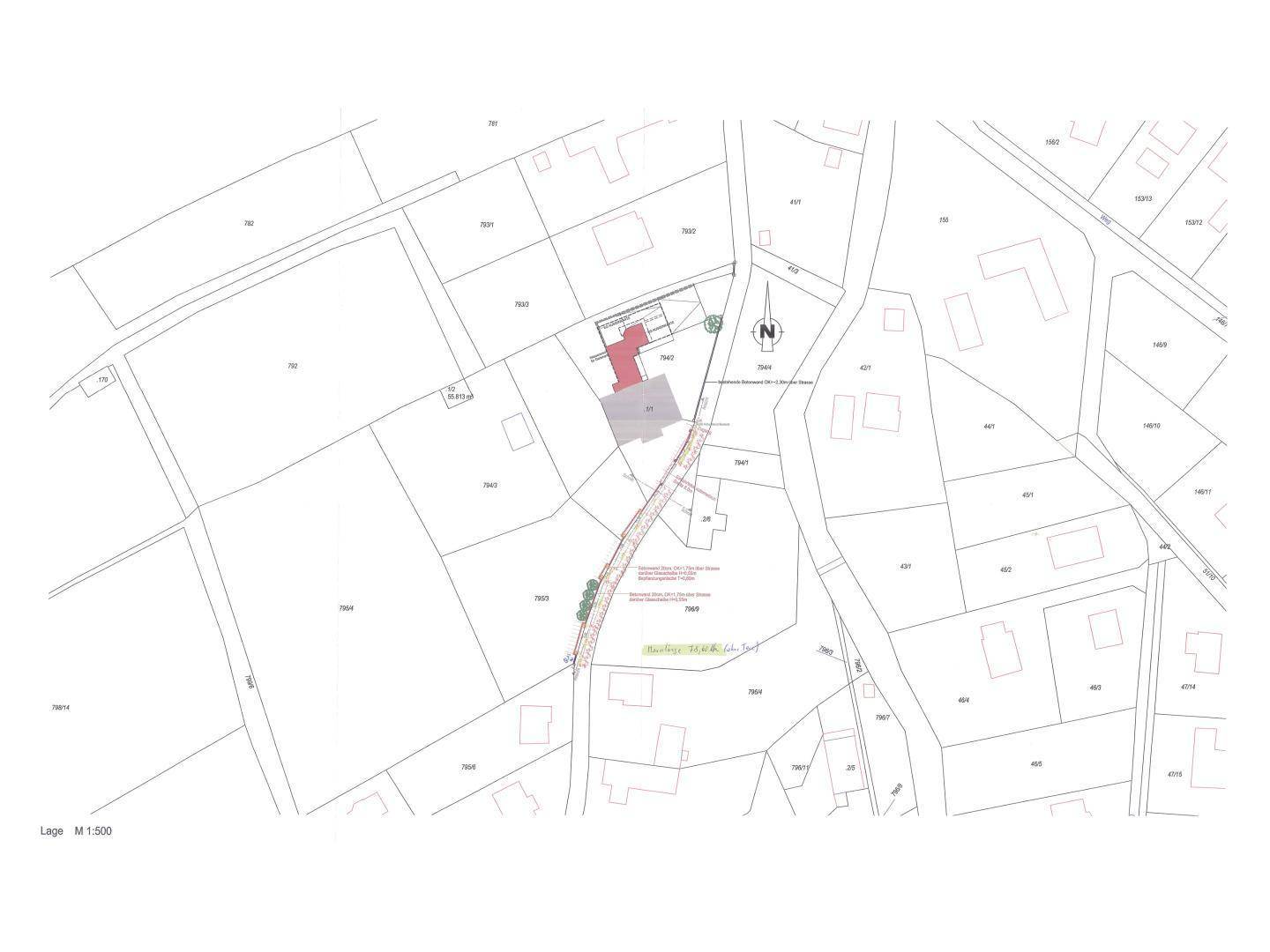 Lageplan des Grundstücks mit eingezeichnetem Gebäude und umliegenden Parzellen.