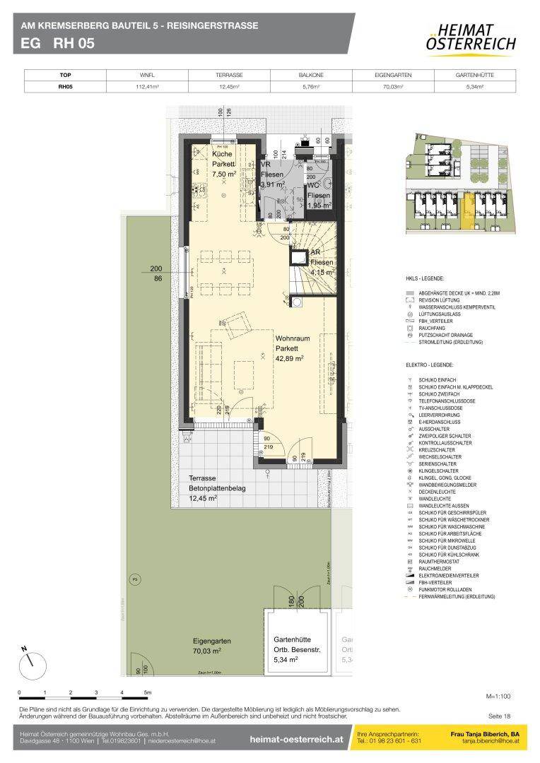 Grundriss des Erdgeschosses mit offenem Wohnbereich, Küche, Terrasse und privatem Garten.