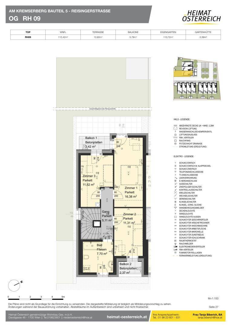 Grundriss des Obergeschosses mit drei Schlafzimmern, Bad und zwei Balkonen.