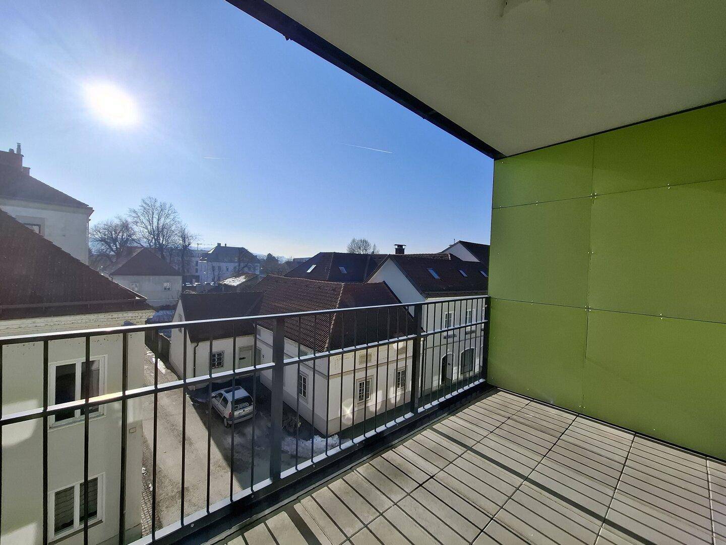 Helle 2-Zimmer-Wohnung mit Loggia in Mitten von Pöchlarn - Ansicht 2