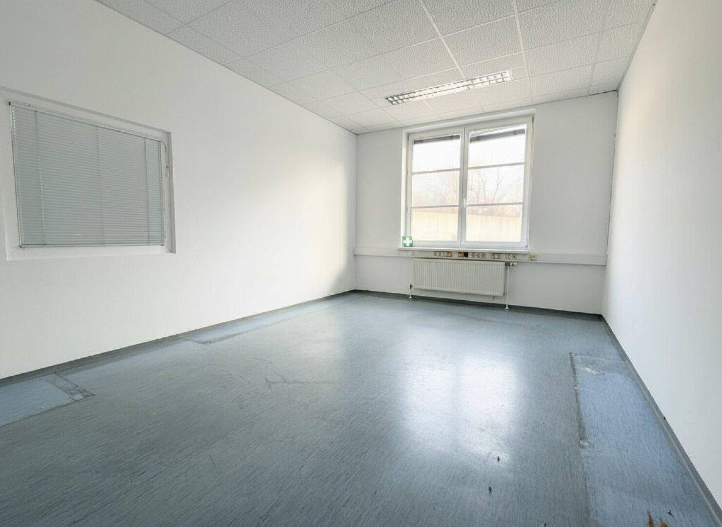 Attraktives Geschäftslokal in Hofamt Priel, Top Lage - Mehr