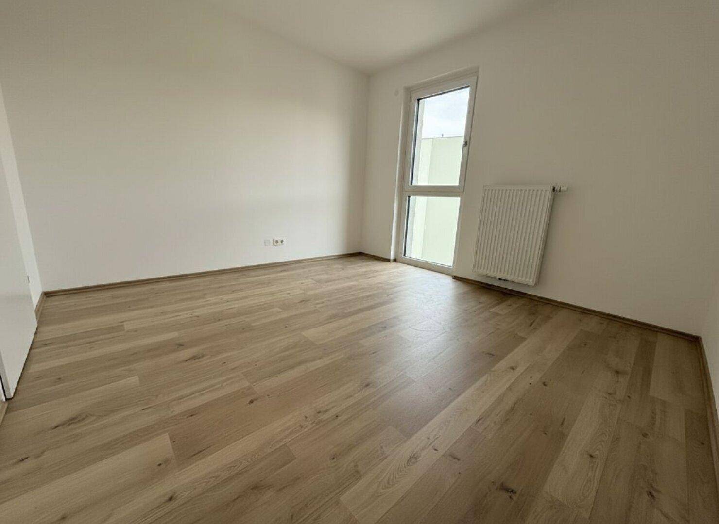 Familienwohnen in Wiener Neustadt: 3-Zimmer-Erstbezug mit Balkon im „ein viertel grün“ - Widok 6