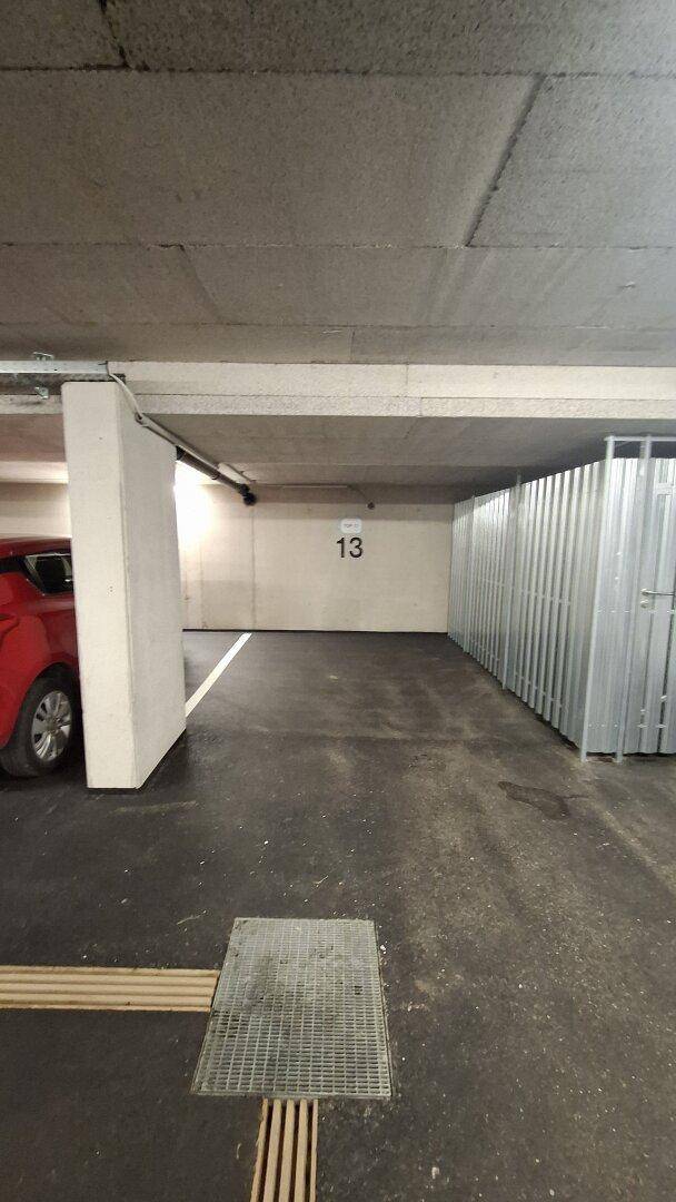 Tiefgaragenstellplatz