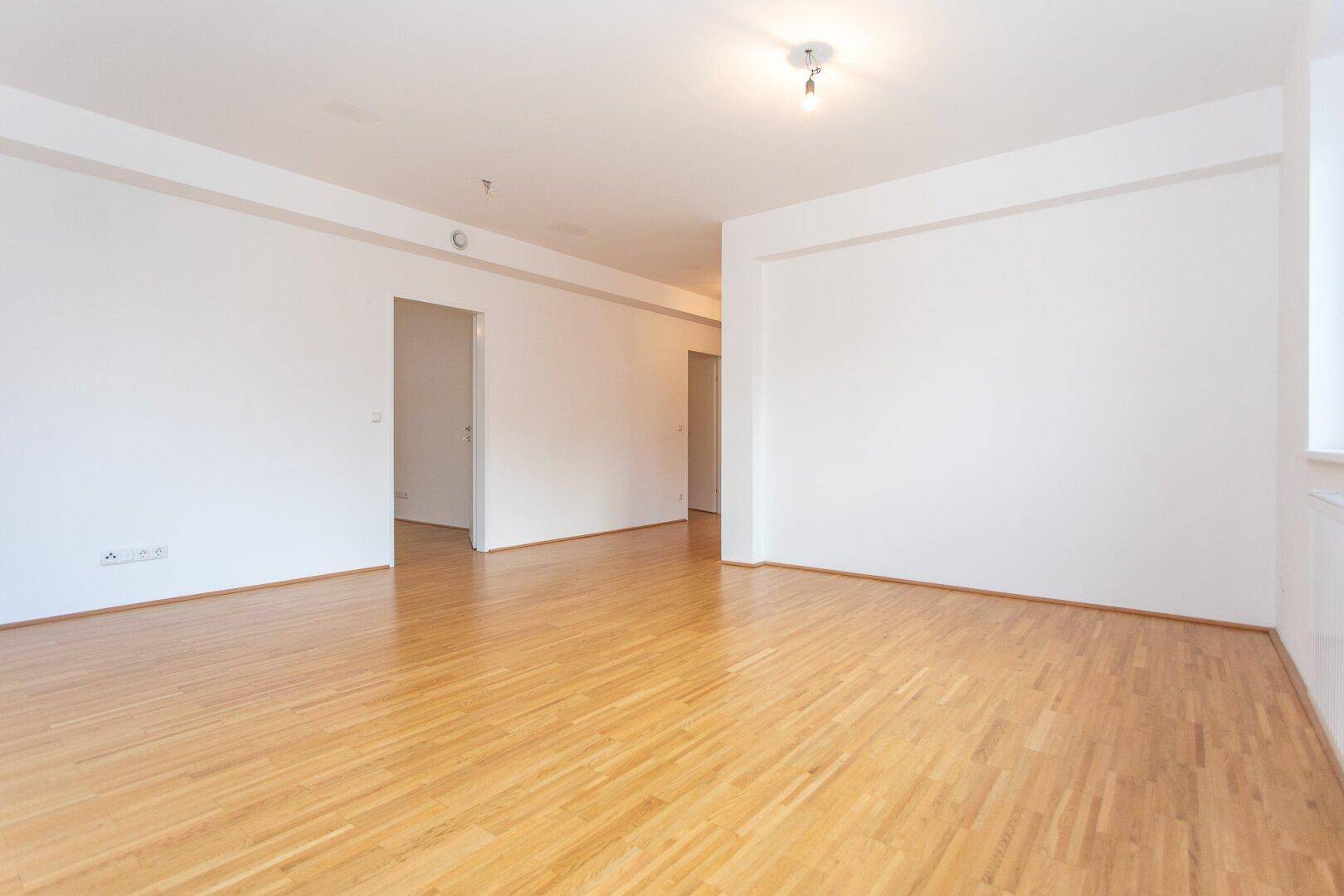 3 Wohnzimmer
