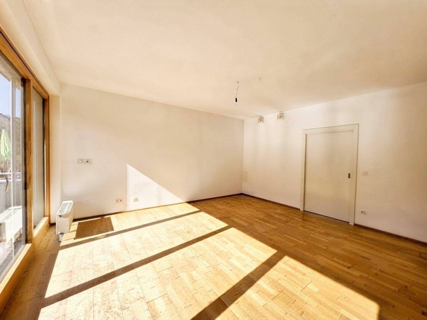 2 Wohnzimmer