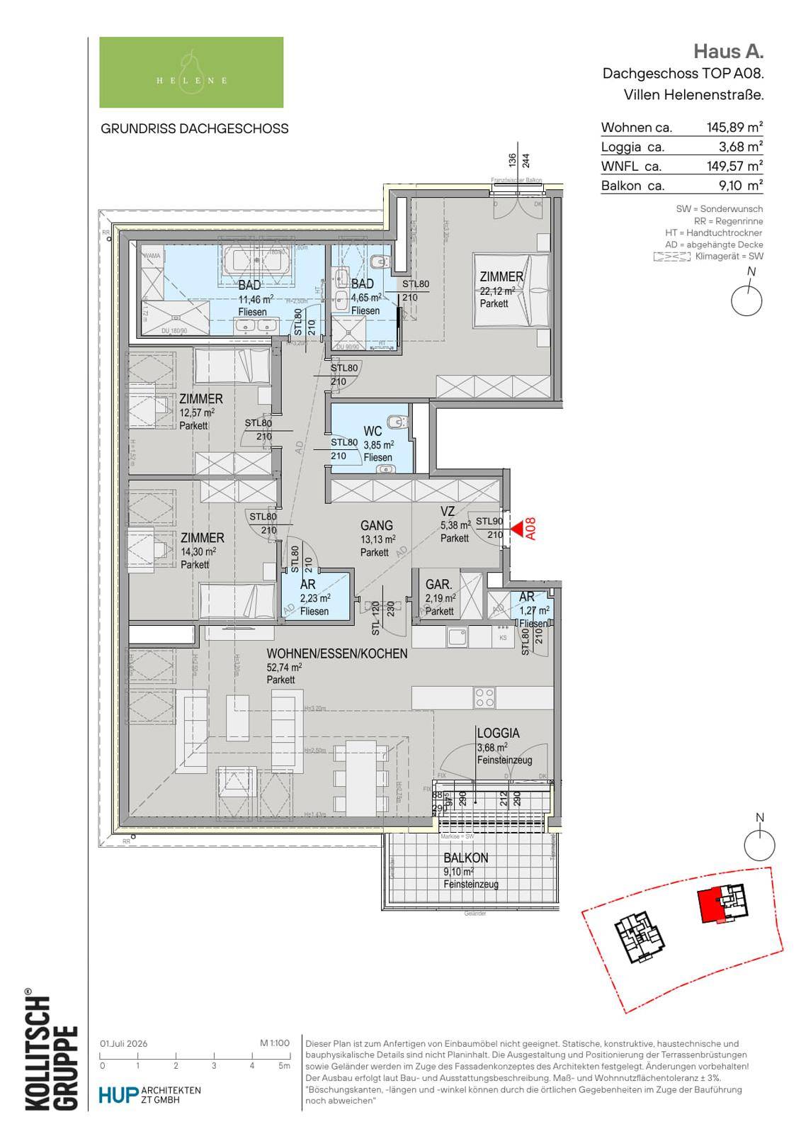 Grundriss des Dachgeschosses mit offenem Wohn-Ess-Kochbereich, drei Zimmern und Balkon.