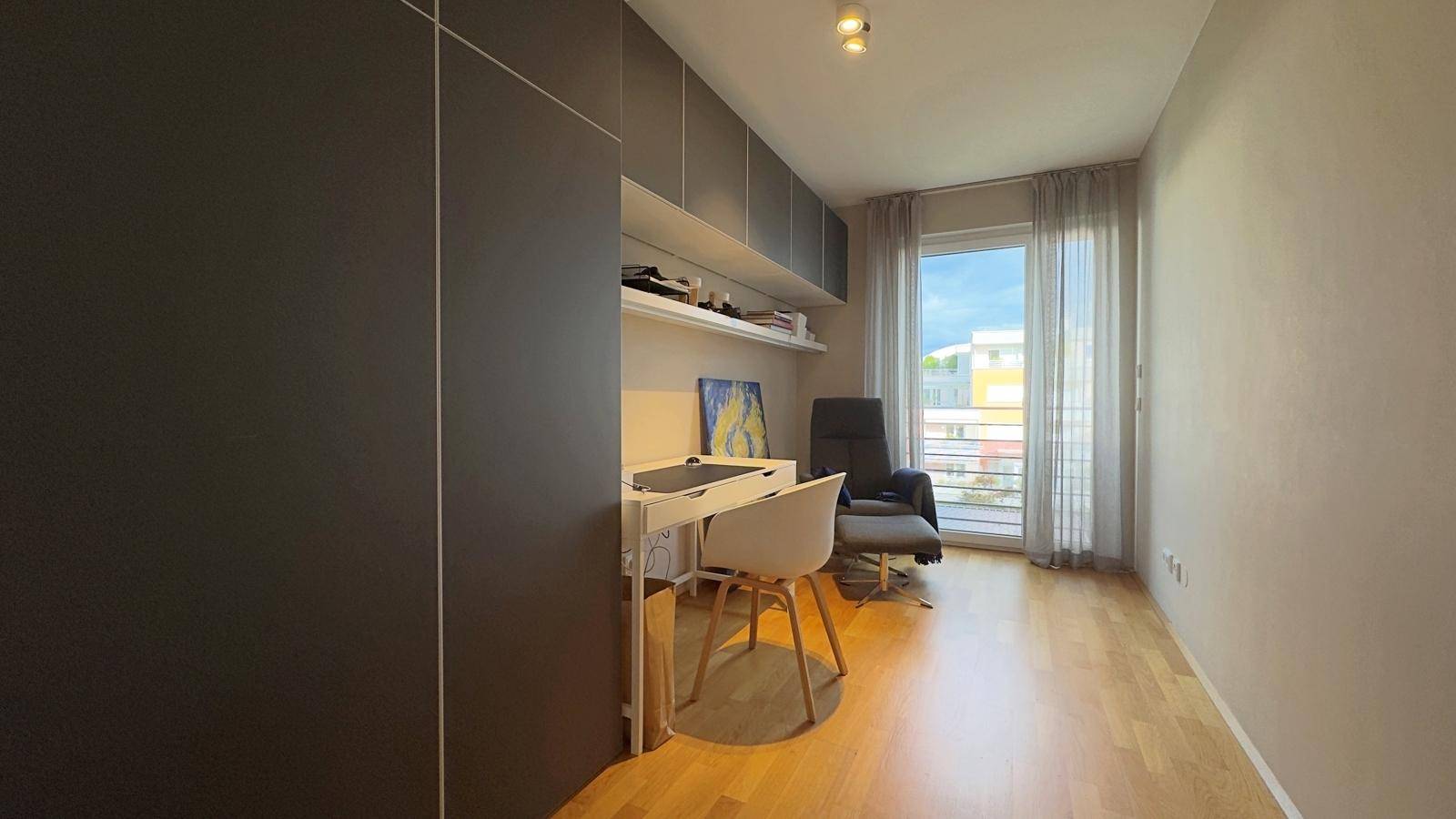 Schlafzimmer 2