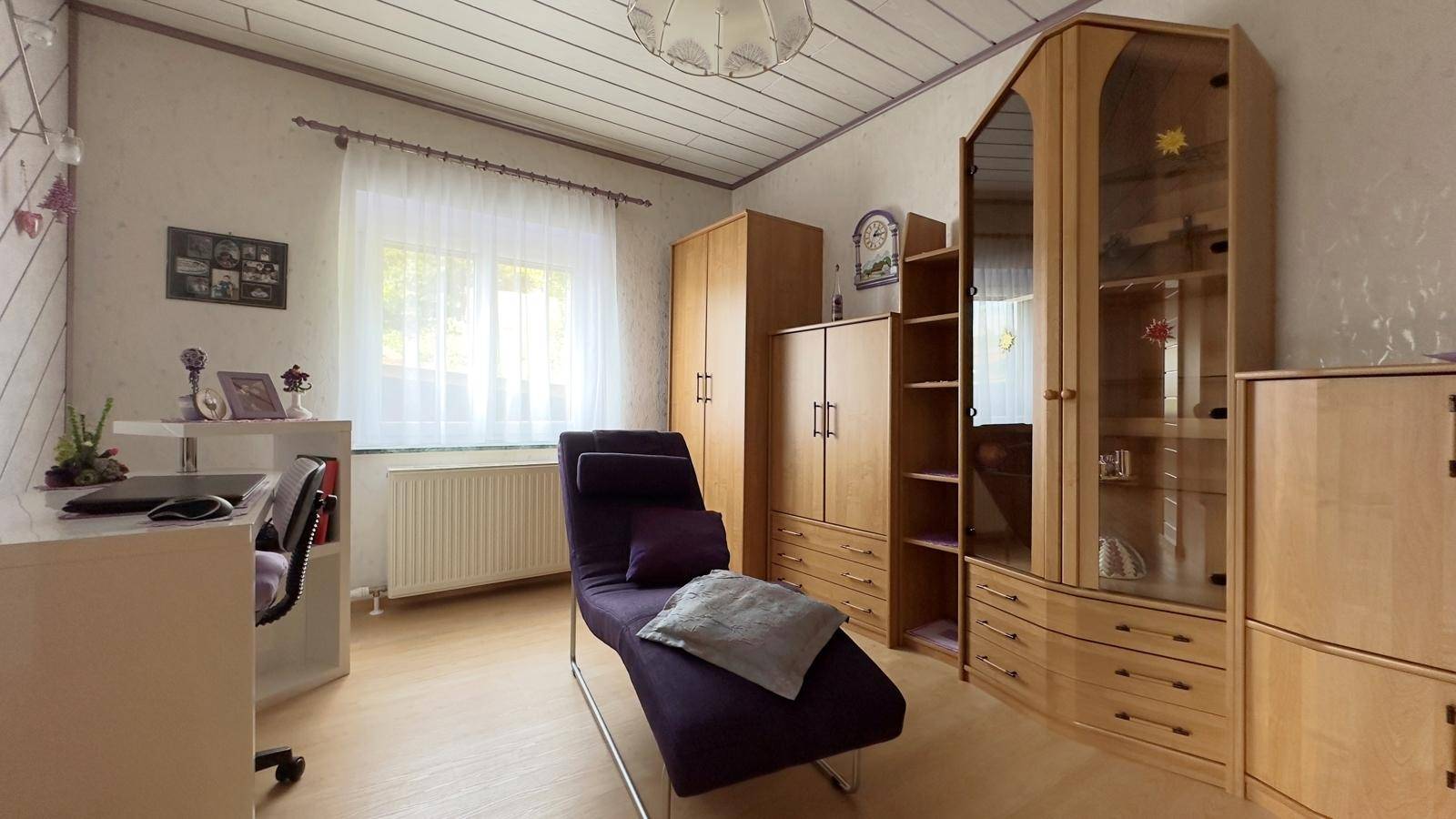 Durchgangszimmer zu Wohnbereich