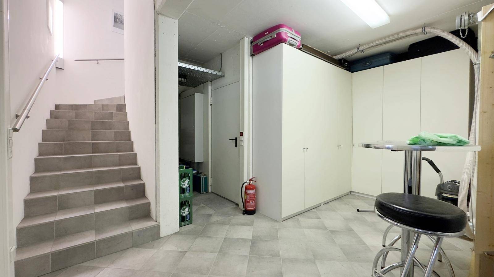 Keller Haushälfte rechts