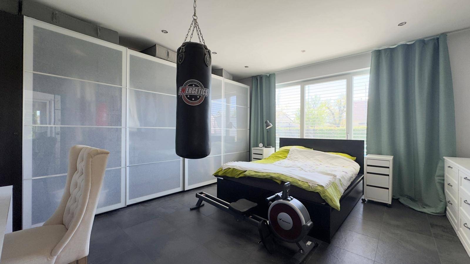Schlafzimmer 1 Haushälfte links