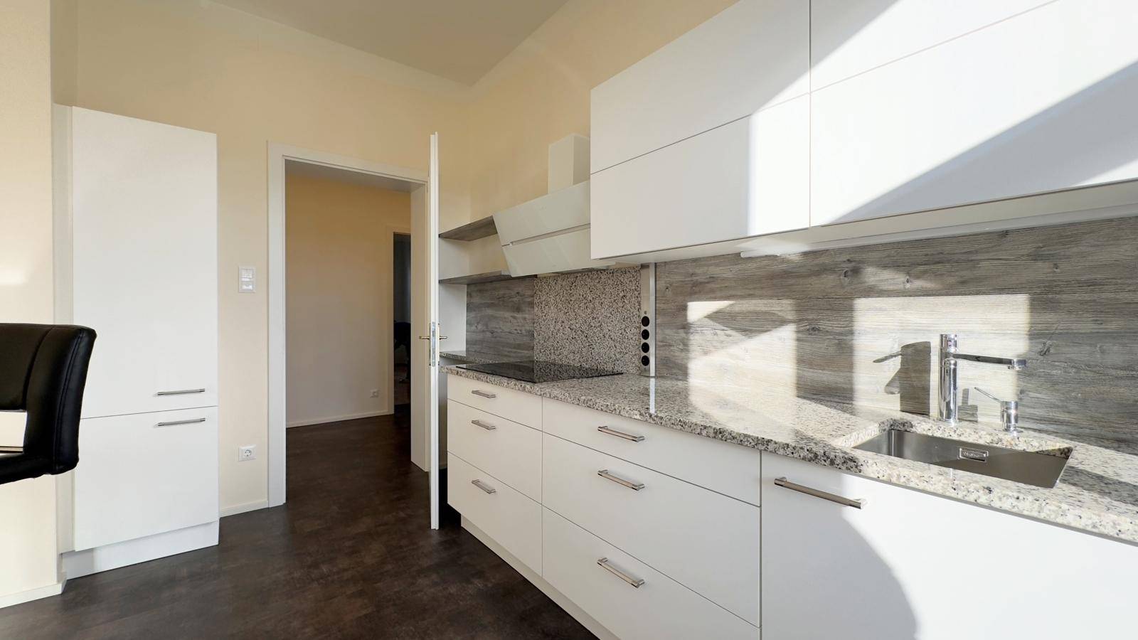 Stilvolle 2,5 Zimmer-Altbauwohnung am Lendkanal. - Widok 4