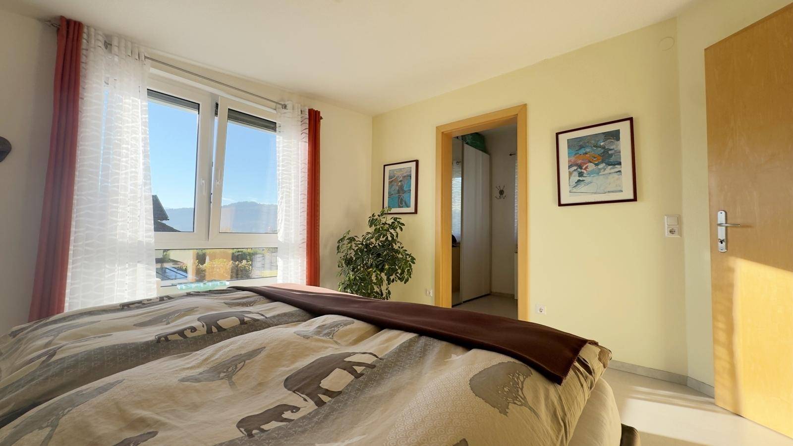 Hauptschlafzimmer OG mit Schrankraum