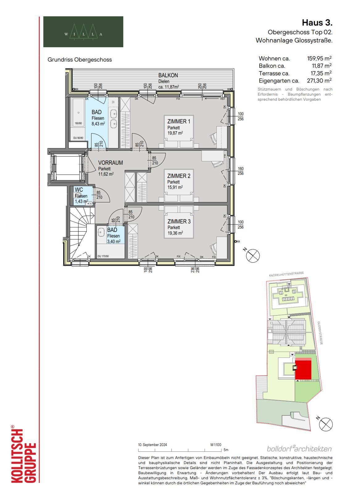 Grundriss des Obergeschosses mit drei Schlafzimmern, zwei Bädern und einem Balkon.