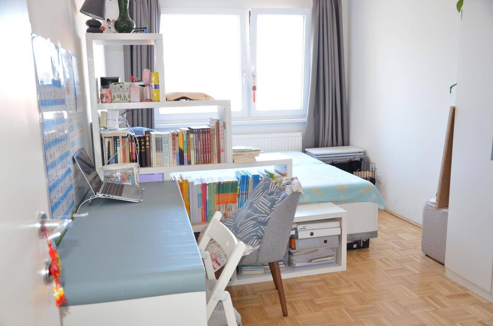Schlafzimmer 2