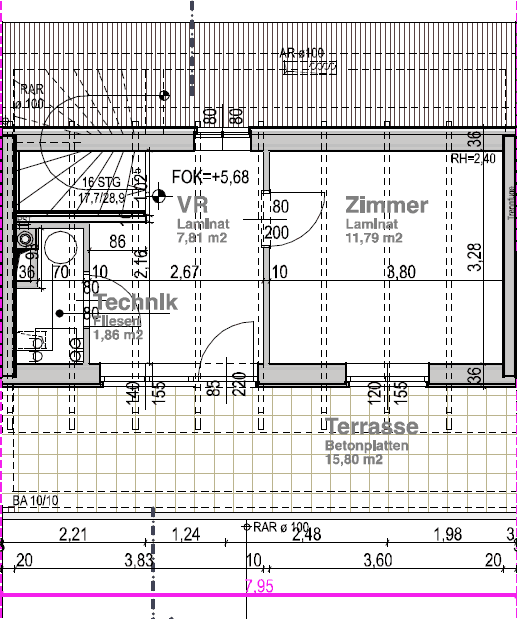 Grundriss des Dachgeschosses mit Zimmer, Technikraum und Dachterrasse.