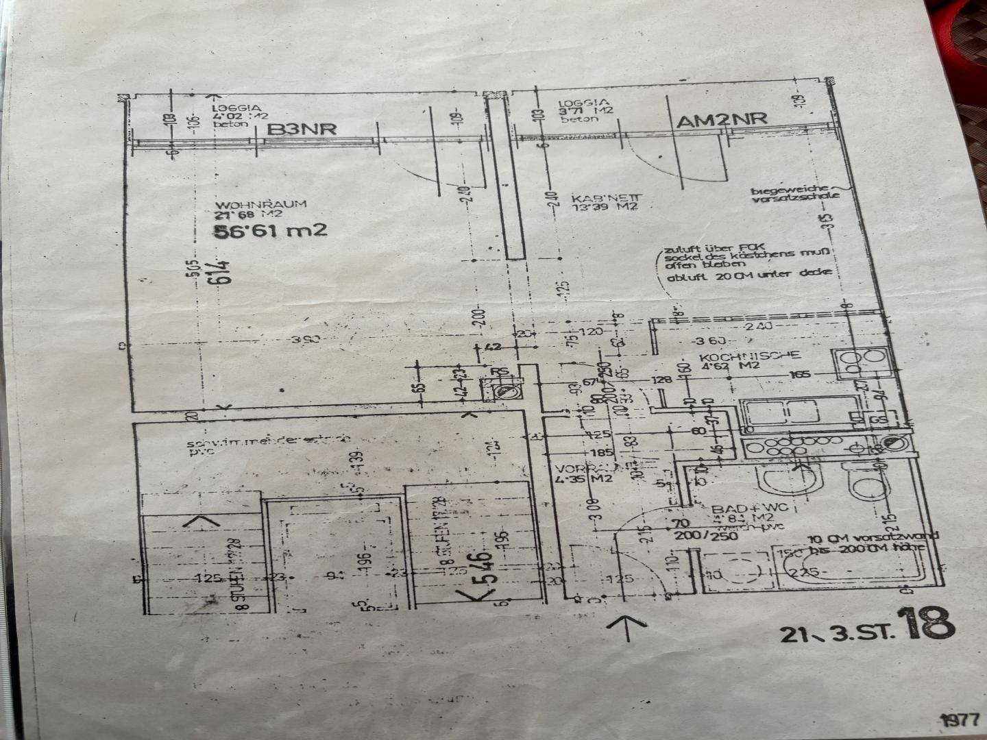 Detaillierter Grundriss mit Raumaufteilung und Flächenangaben.