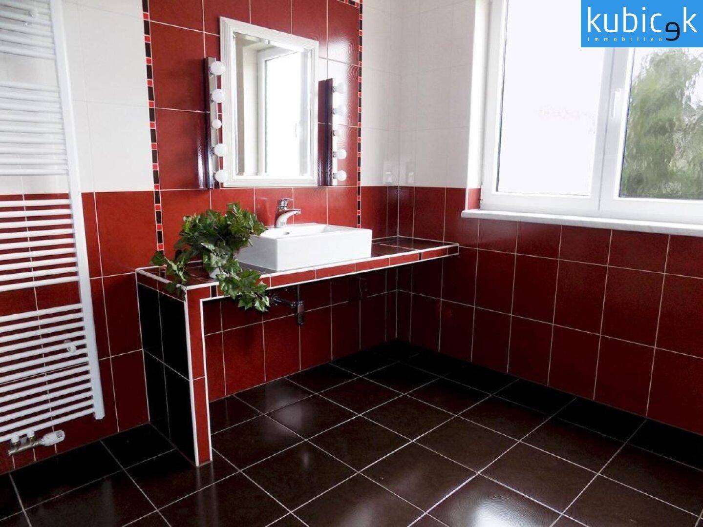 Badezimmer EG
