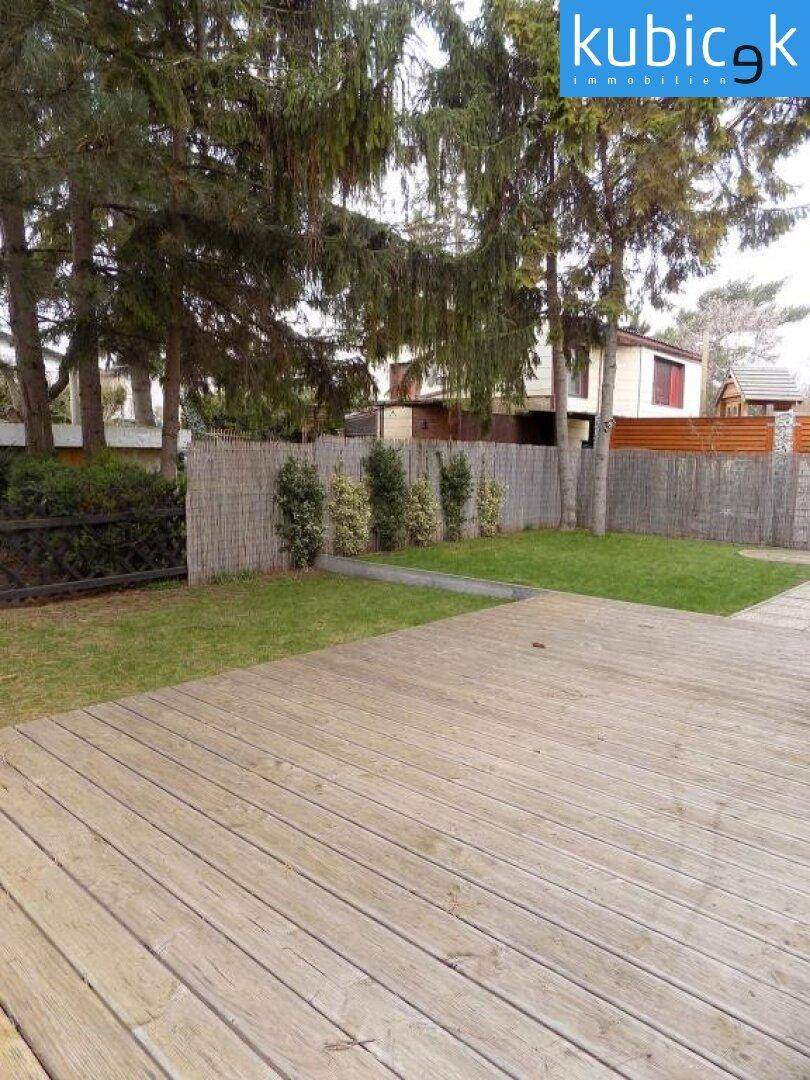 Holzterrasse