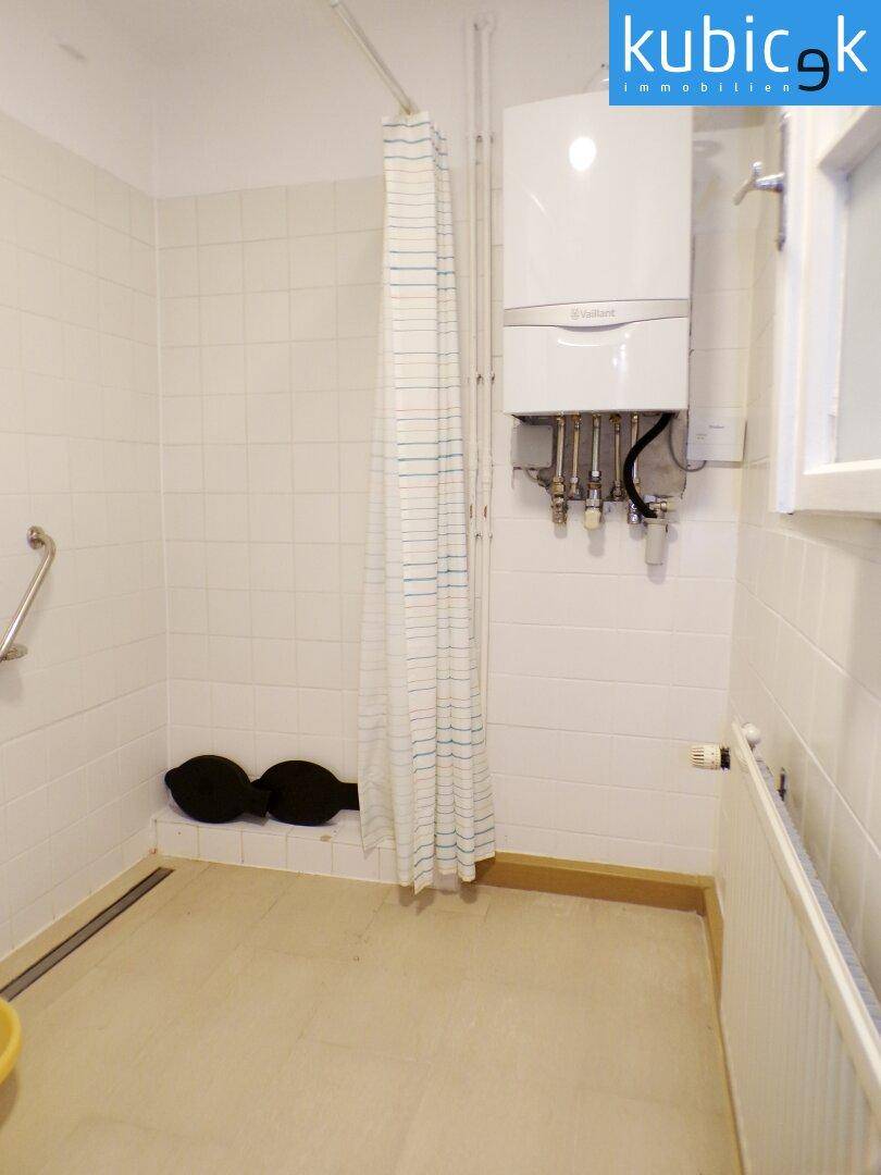 Badezimmer EG