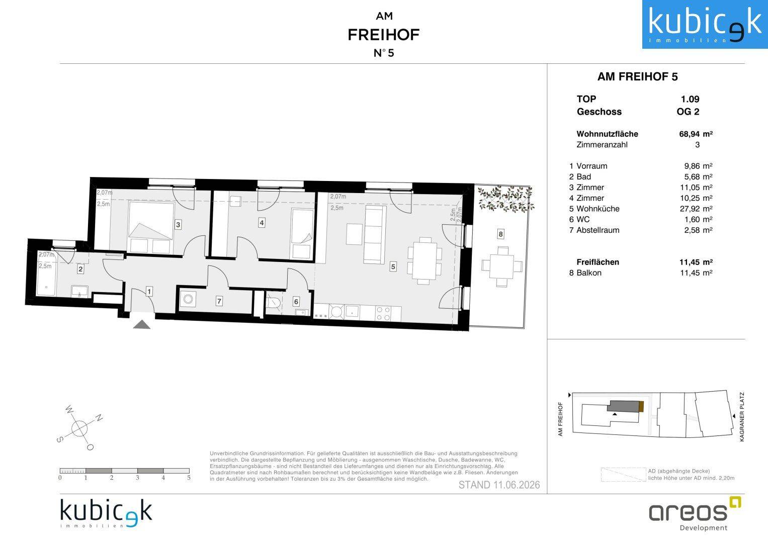 Grundriss einer Wohnung mit offener Wohnküche, zwei Schlafzimmern, Bad, separatem WC und einem Balkon.