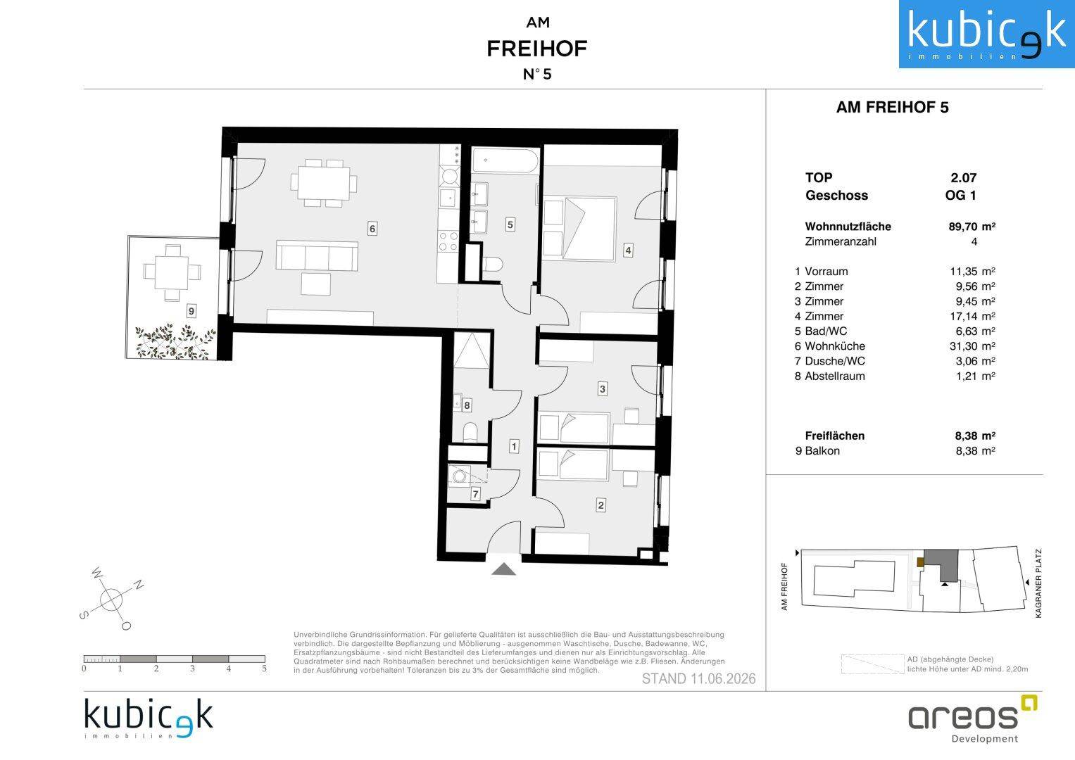 Grundriss einer modernen Wohnung mit offener Wohnküche, drei Schlafzimmern, zwei Bädern und einem Balkon.