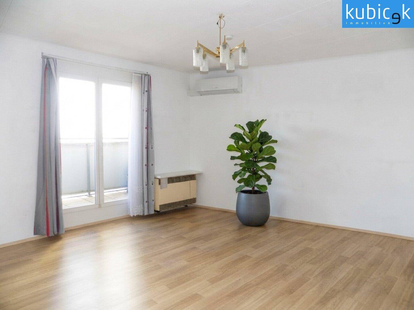 Wohn-/Schlafzimmer