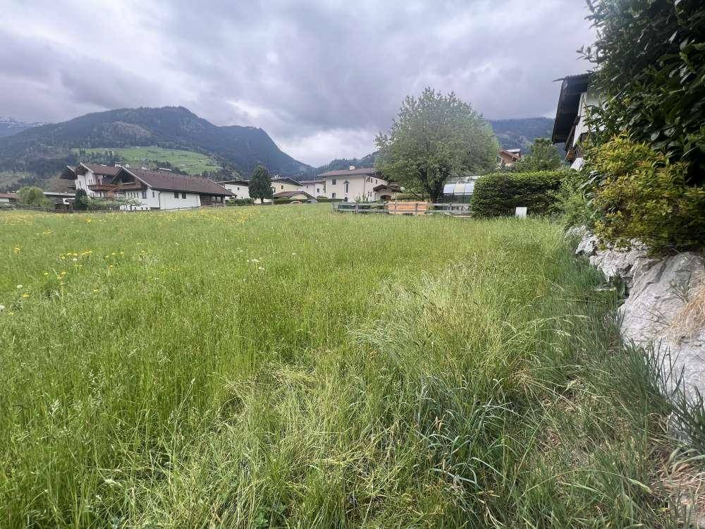 Baugrund westseitig