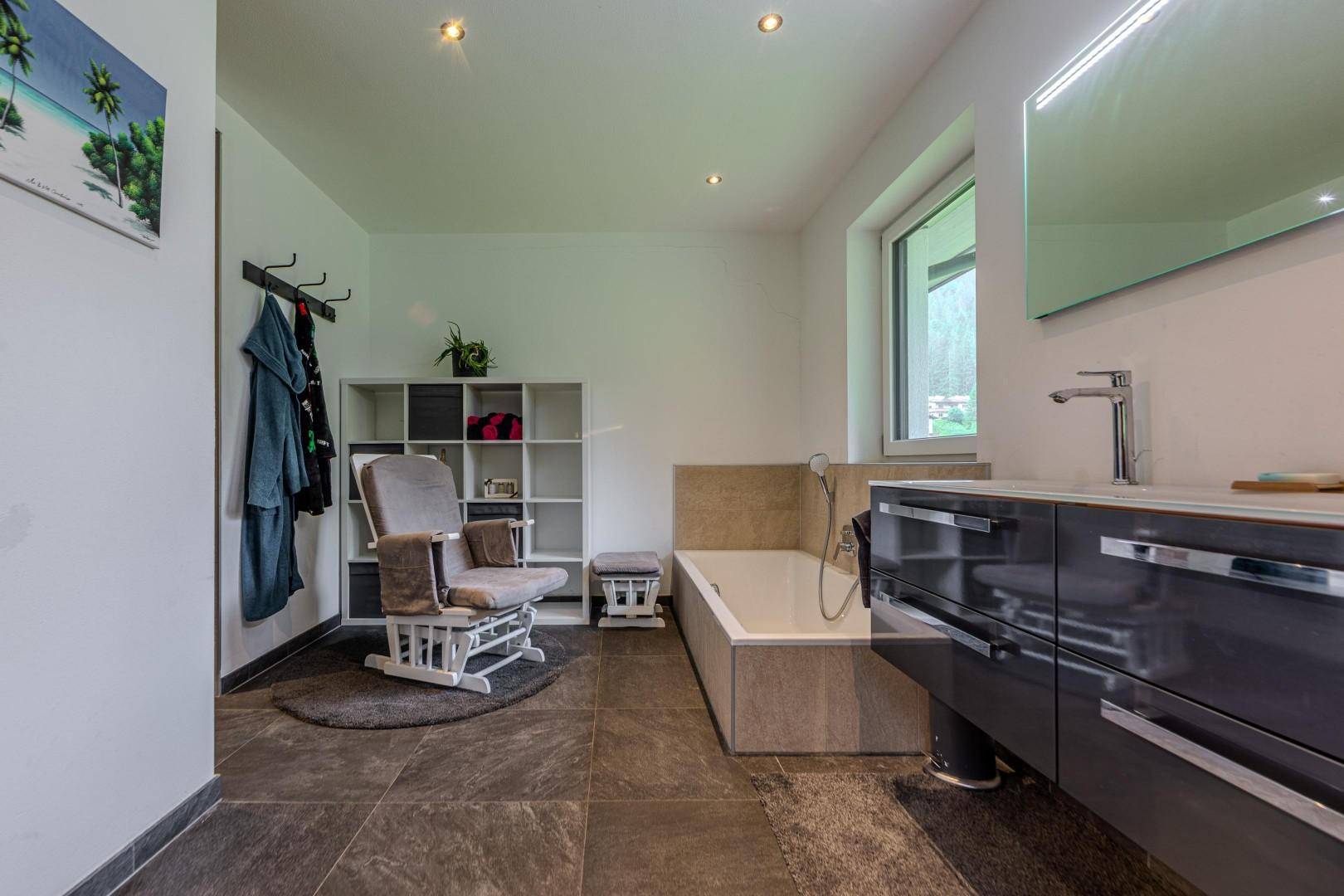 Badezimmer OG en suite