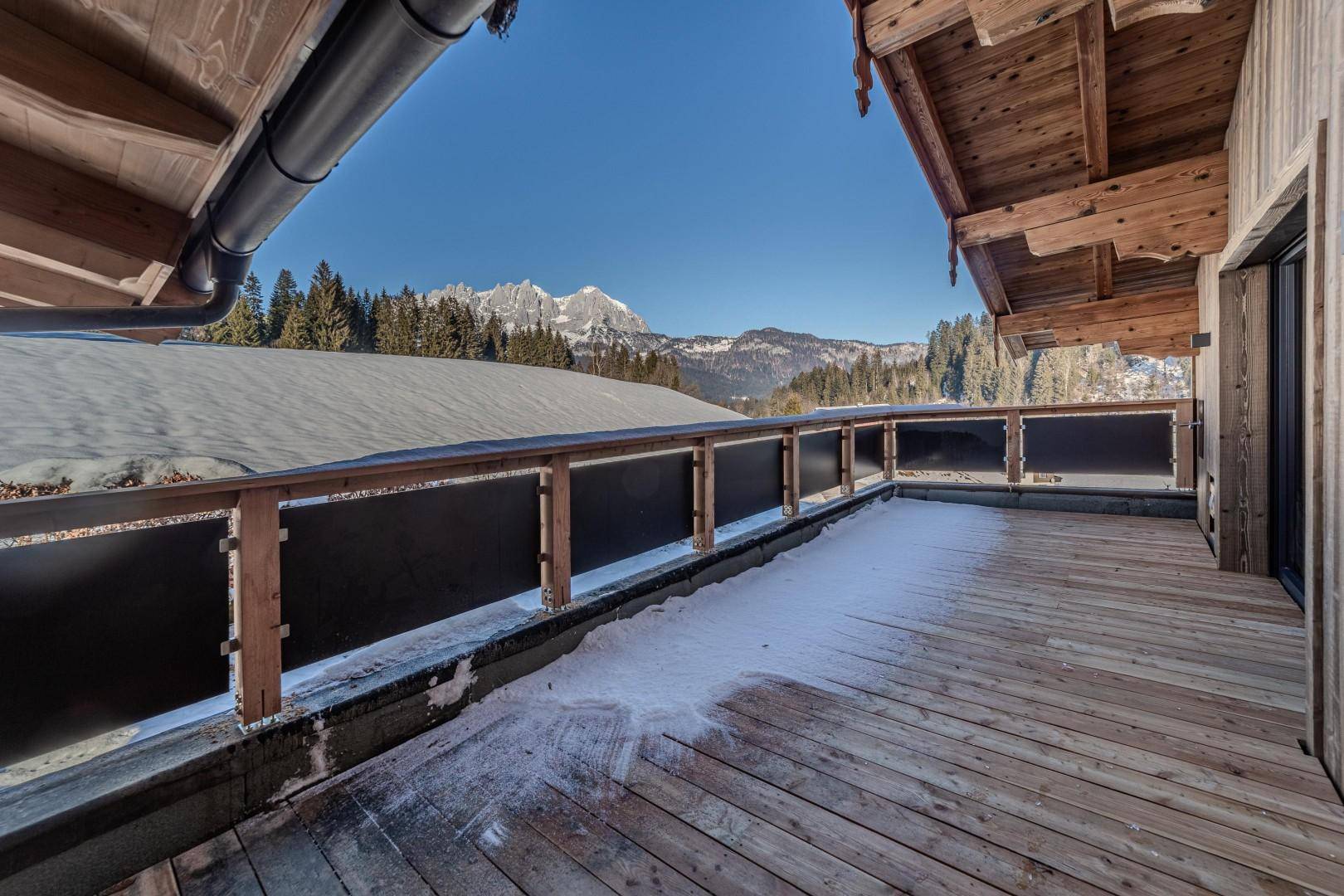 Nordterrasse mit freiem Kaiserblick