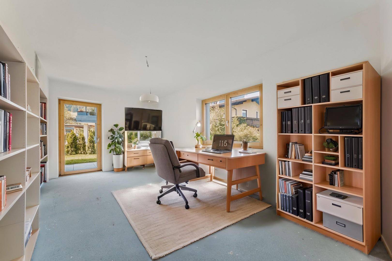 Büro Virtual Staging