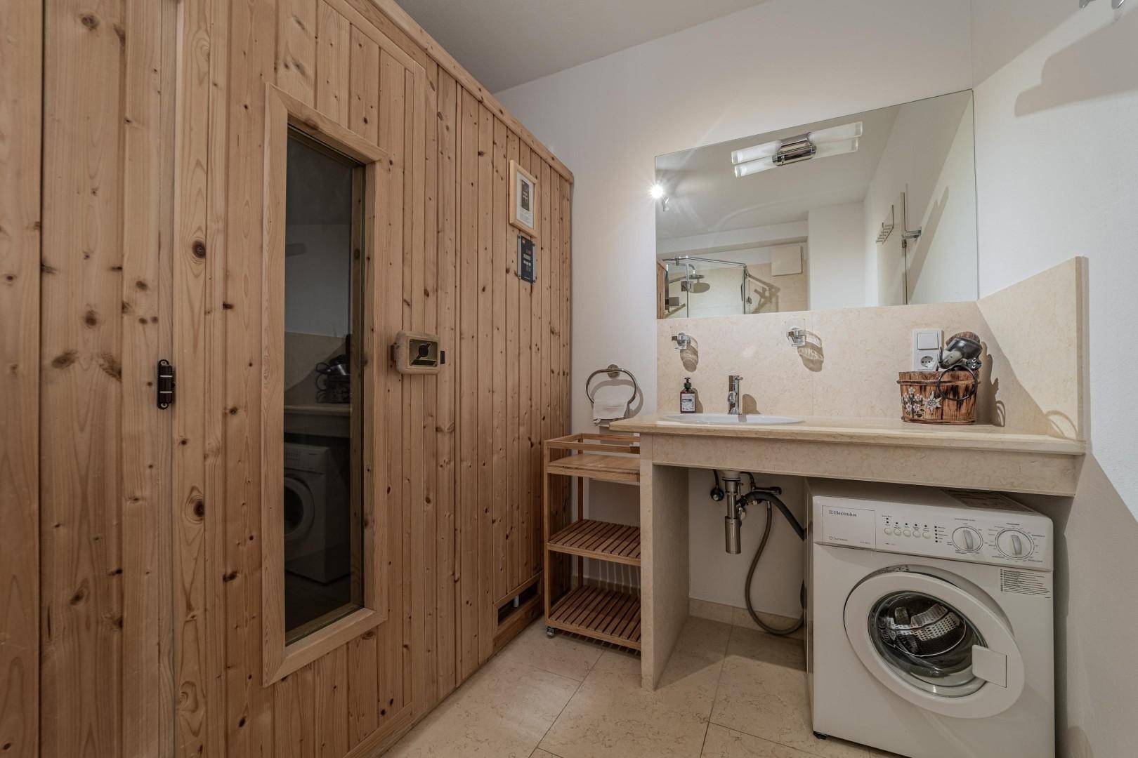 Badezimmer mit Sauna