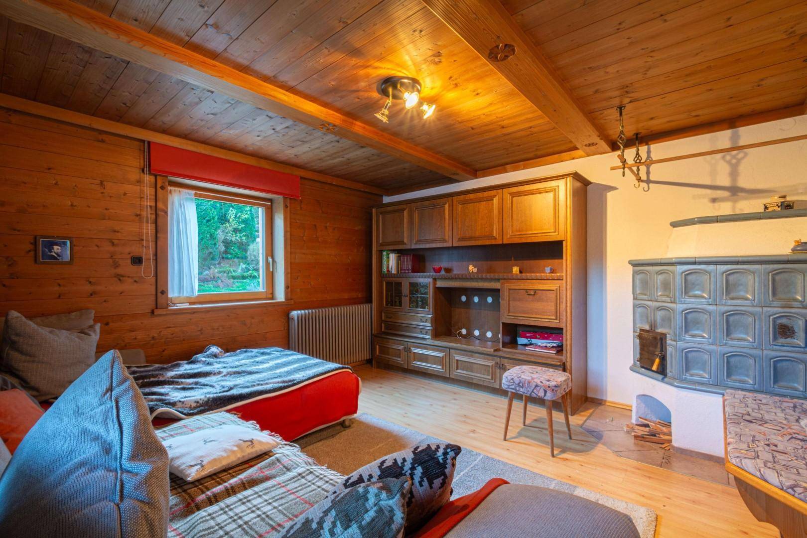 Mehrfamilienhaus in schöner Panoramalage - Ansicht 3