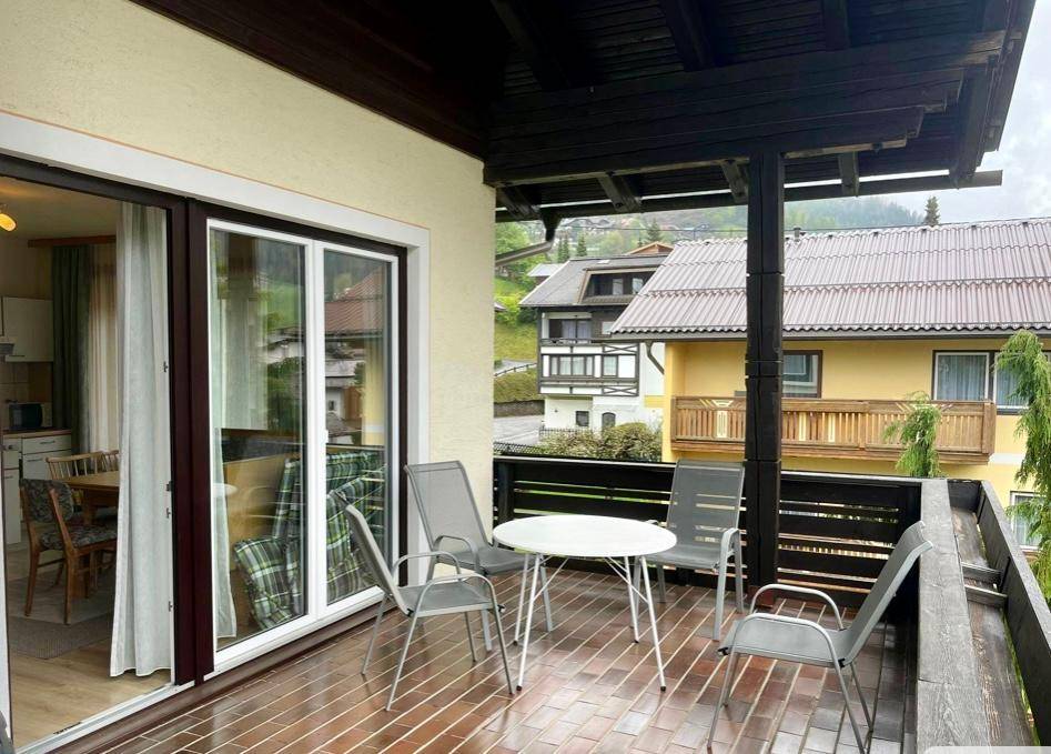 Sonnige 3 Zimmerwohnung mit Balkon in top Zentrumslage in Bad Kleinkirchheim - Prikaz 2