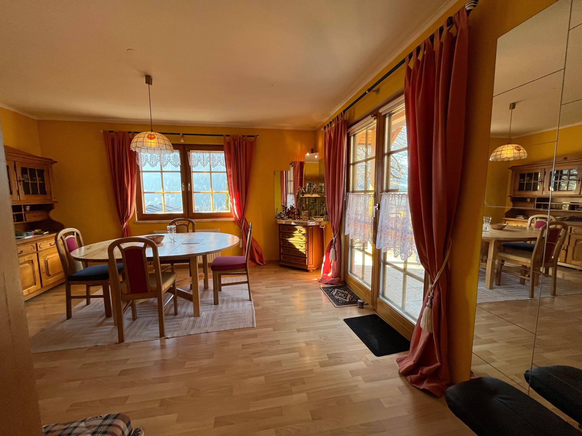 Großzügiges Haus mit Garten und Panoramablick in Untertweng/ Radenthein - Mehr