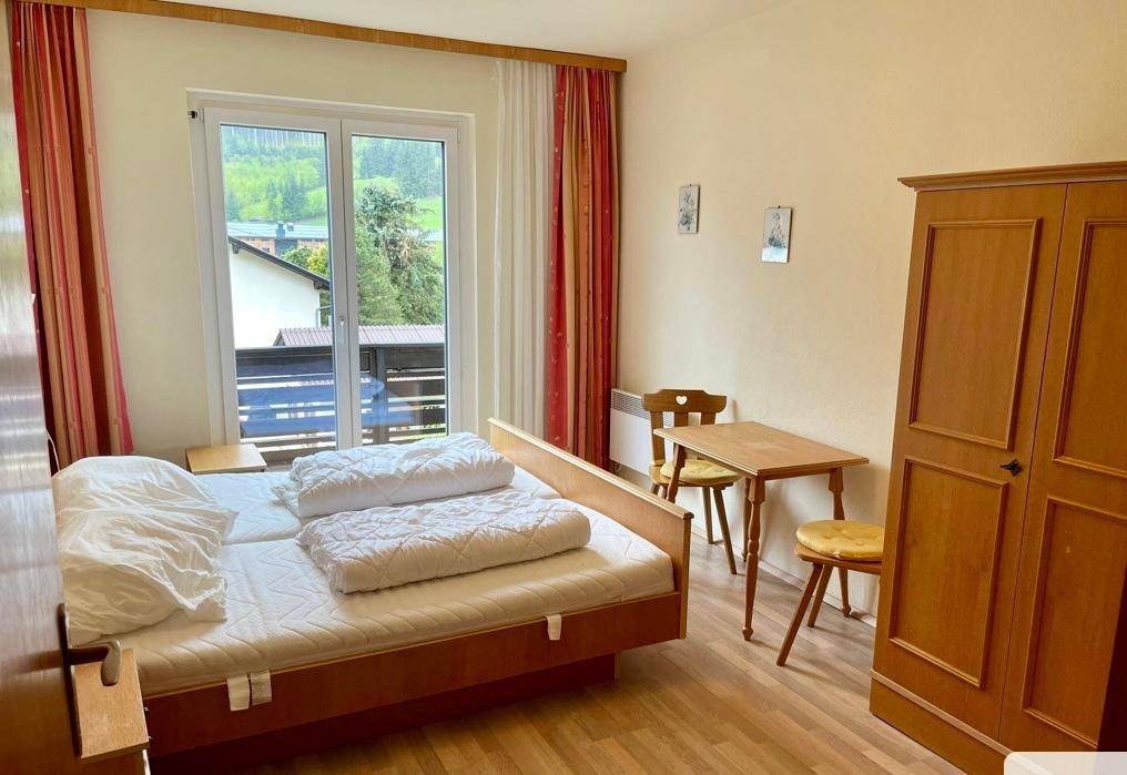 Sonnige 3 Zimmerwohnung mit Balkon in top Zentrumslage in Bad Kleinkirchheim - Prikaz 4