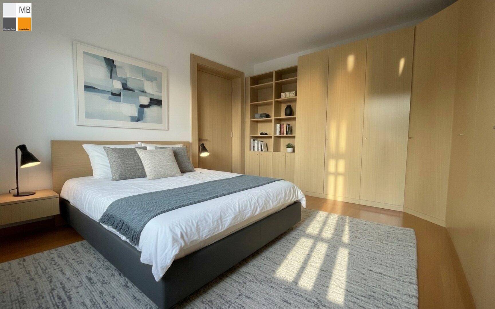Modernes Schlafzimmer mit Doppelbett, Einbauschränken und Bücherregal, gut beleuchtet.