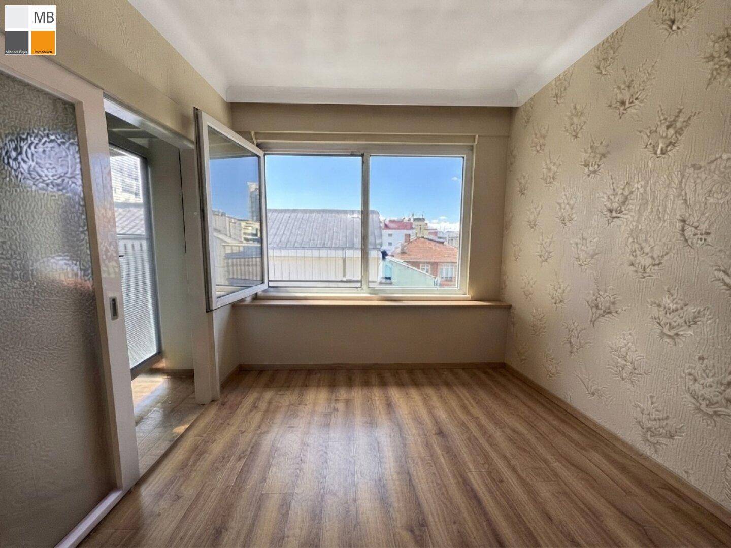 Schlafzimmer KI geräumt