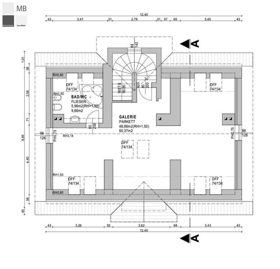 Grundriss des Dachgeschosses mit Galerie, Bad/WC und Dachschrägen.
