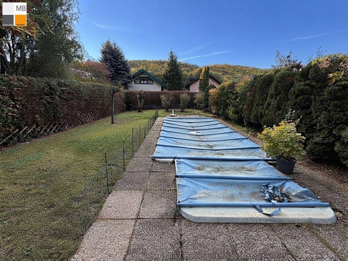 Pool und Garten