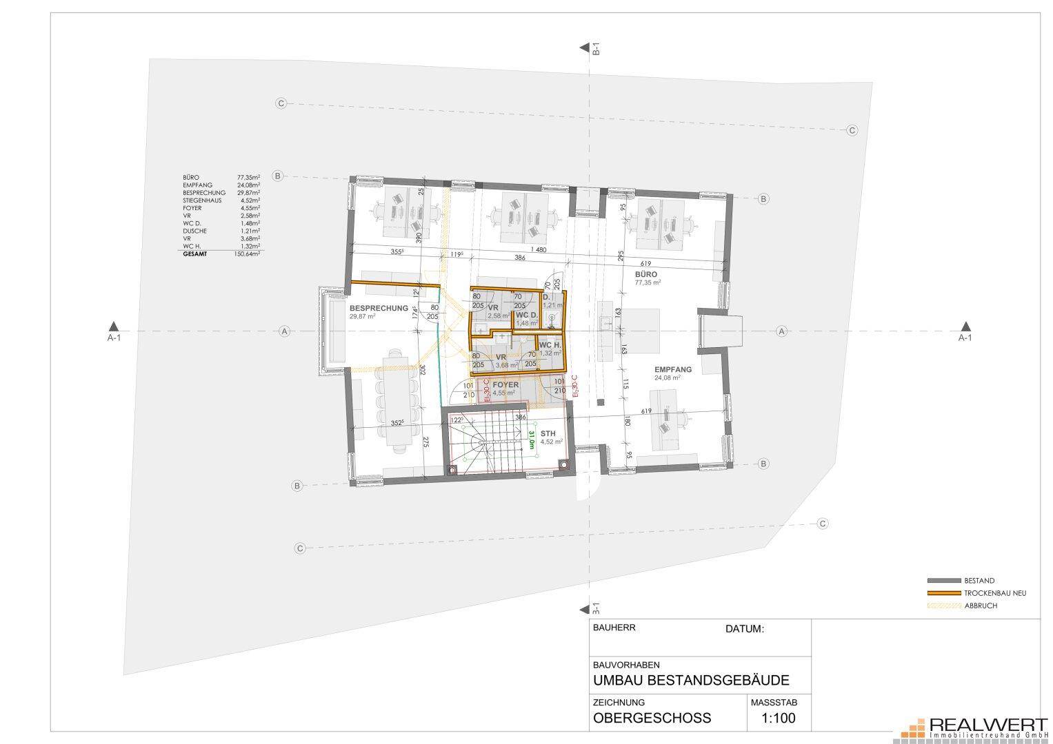 Grundriss des Obergeschosses mit Büroräumen, Empfangsbereich und Sanitäranlagen.