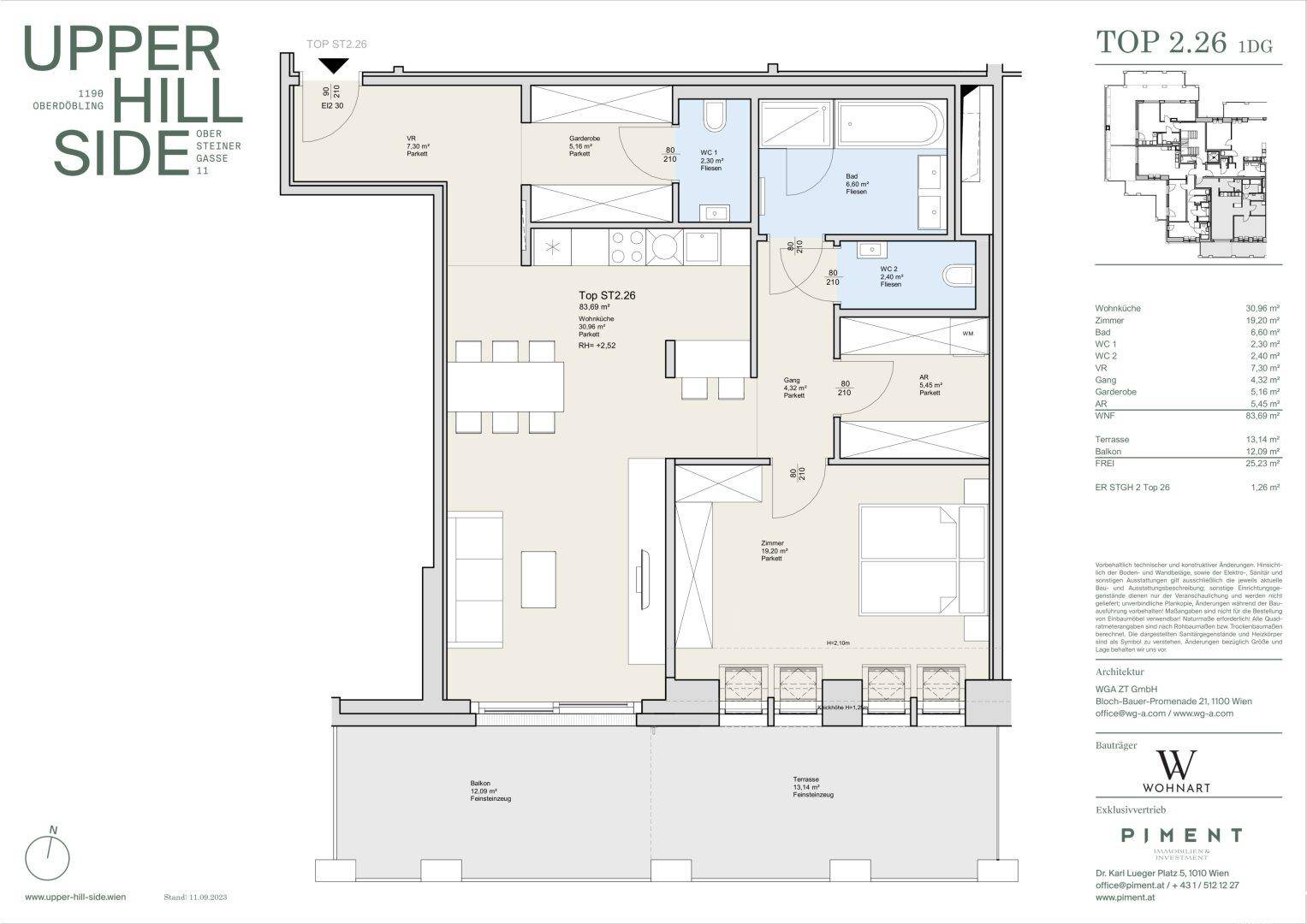 Detaillierter Grundriss der Wohnung mit offenem Wohnbereich und mehreren Bädern.