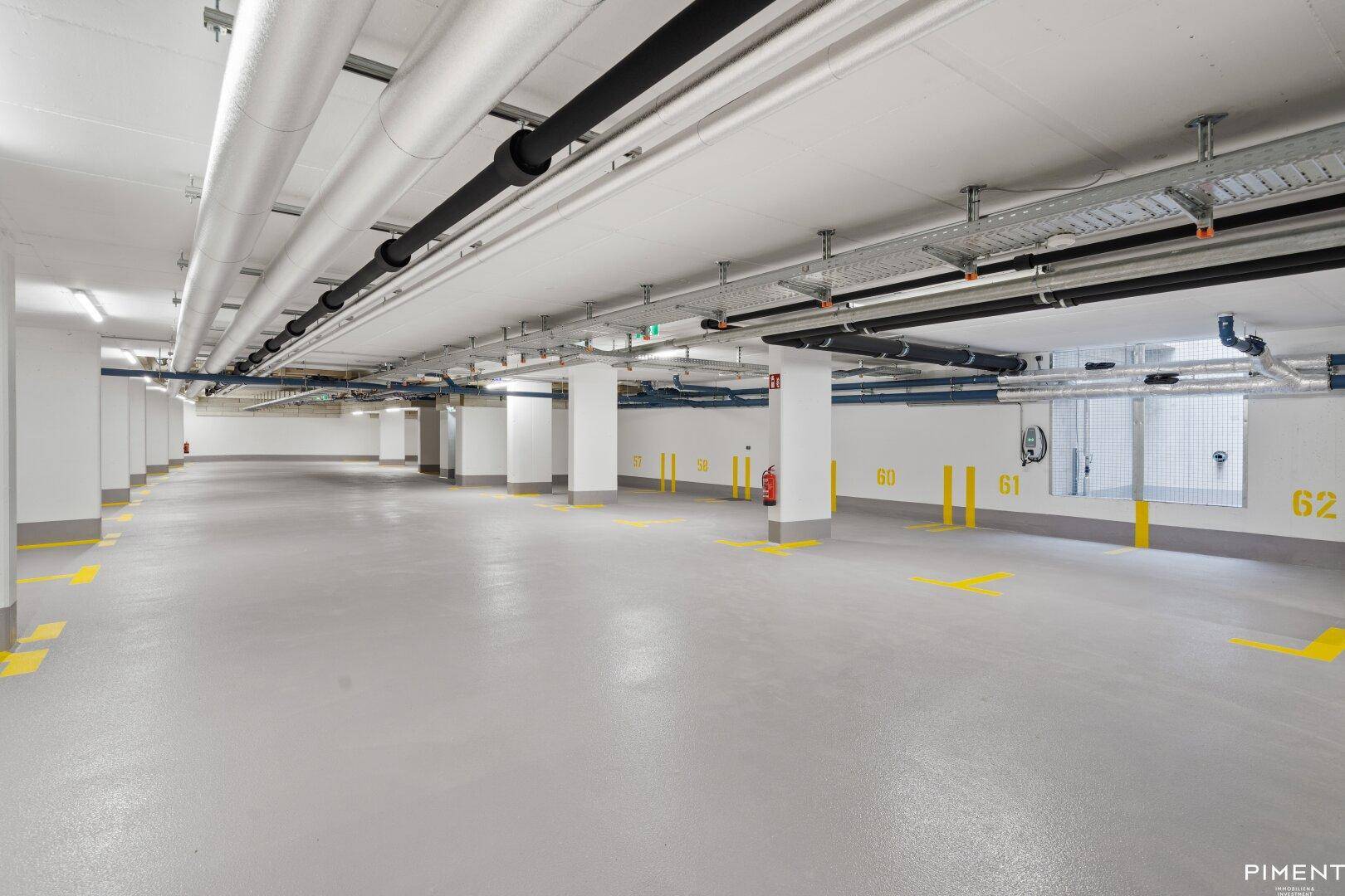 MIRALAA Garage